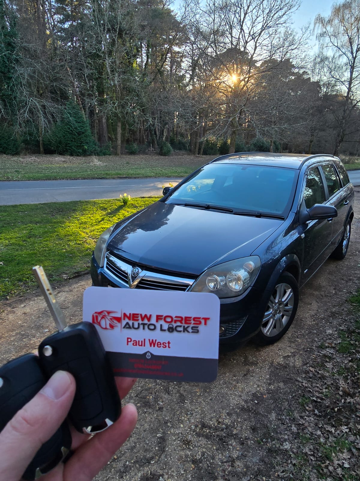 Spare key cutting and programming at customer driveway